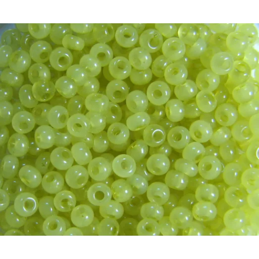 02152 Светло зеленый, полупрозрачный Бисер Preciosa (закончился)