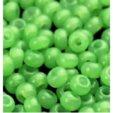 02654 Бисер Preciosa светло-зеленый непрозрачный