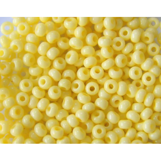 03281 Светло-желтый непрозрачный Бисер Preciosa