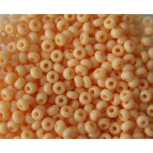 03284 Креветочный (бледно-персиковый), непрозрачный Бисер Preciosa