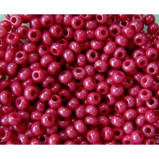 16198 Малиновый натуральный, непрозрачный Бисер Preciosa