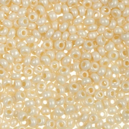 16218 Светло-бежевый натуральный, непрозрачный Бисер Preciosa