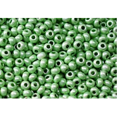 16756 Пастельно-салатовый натуральный, непрозрачный Бисер Preciosa