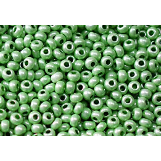 16756 Пастельно-салатовый натуральный, непрозрачный Бисер Preciosa