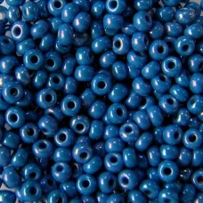 34210 Бисер Preciosa синий с радужным переливом непрозрачный