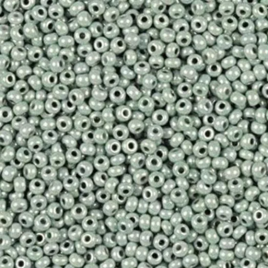 46055 Бисер Preciosa светло-оливковый люстеред жемчужный