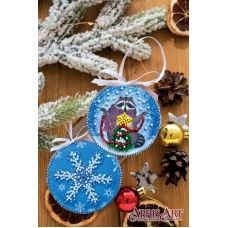 АВТ-002 Набор для вышивки бисером новогодней игрушки Енот и Новый год. ТМ Абрис Арт