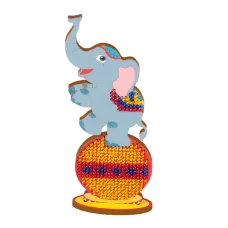 FLK-011 Набор для вышивания бисером по дереву Волшебная страна