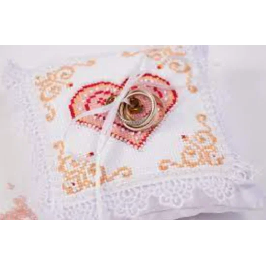 МП-8294 Набор для шитья и вышивания подушка для колец "Сердца влюбленных"