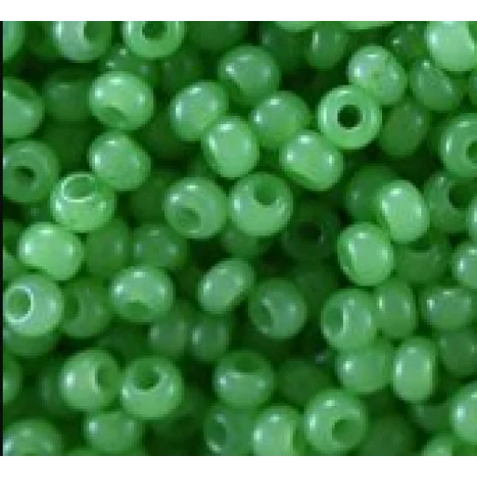 02661 Бисер Preciosa зеленый полупрозрачный