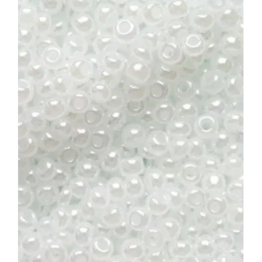 57102 Бисер Preciosa белый непрозрачный