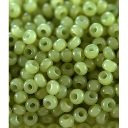 02652 Бисер оливковый полупрозрачный Preciosa